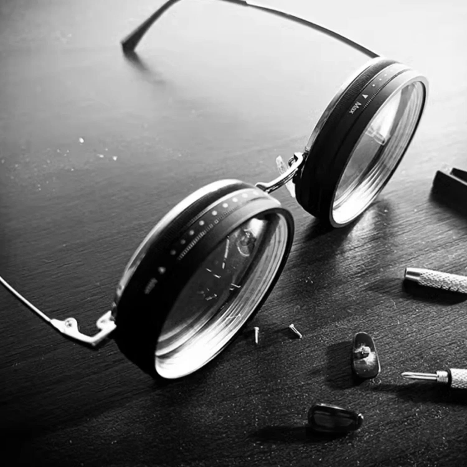 Lombell adjustable tint sunglasses